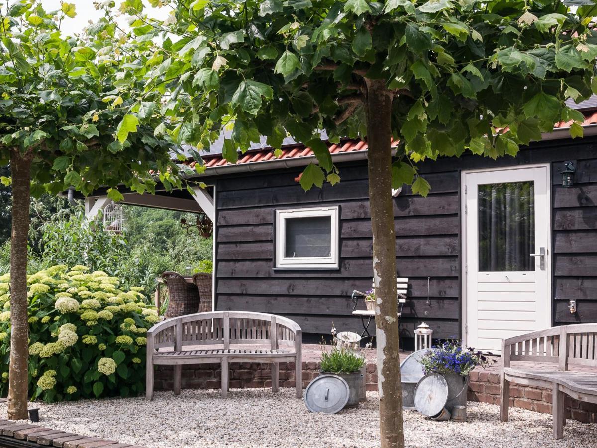 Bed & Breakfast De Schuur Inn Numansdorp Eksteriør billede